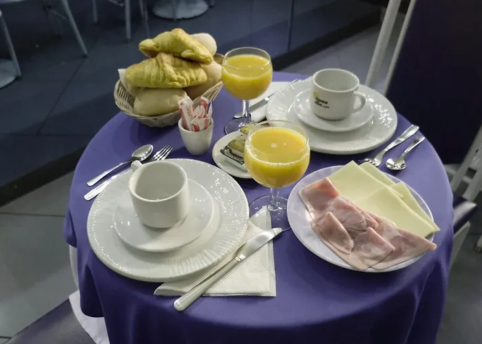 Hotel Portucalense 2*