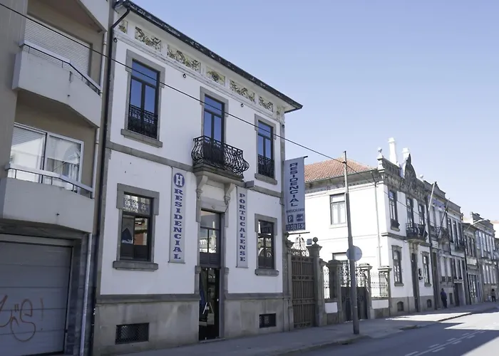 ホテル Portucalense