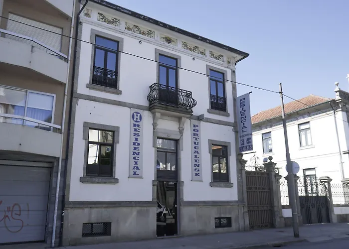 Hotel Portucalense 2*