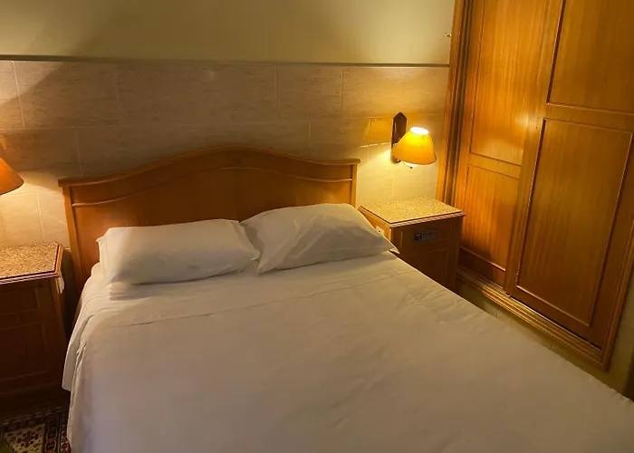 Hotel Portucalense 2*